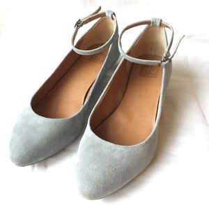 Dolce Vita Light Gray Suede Flats